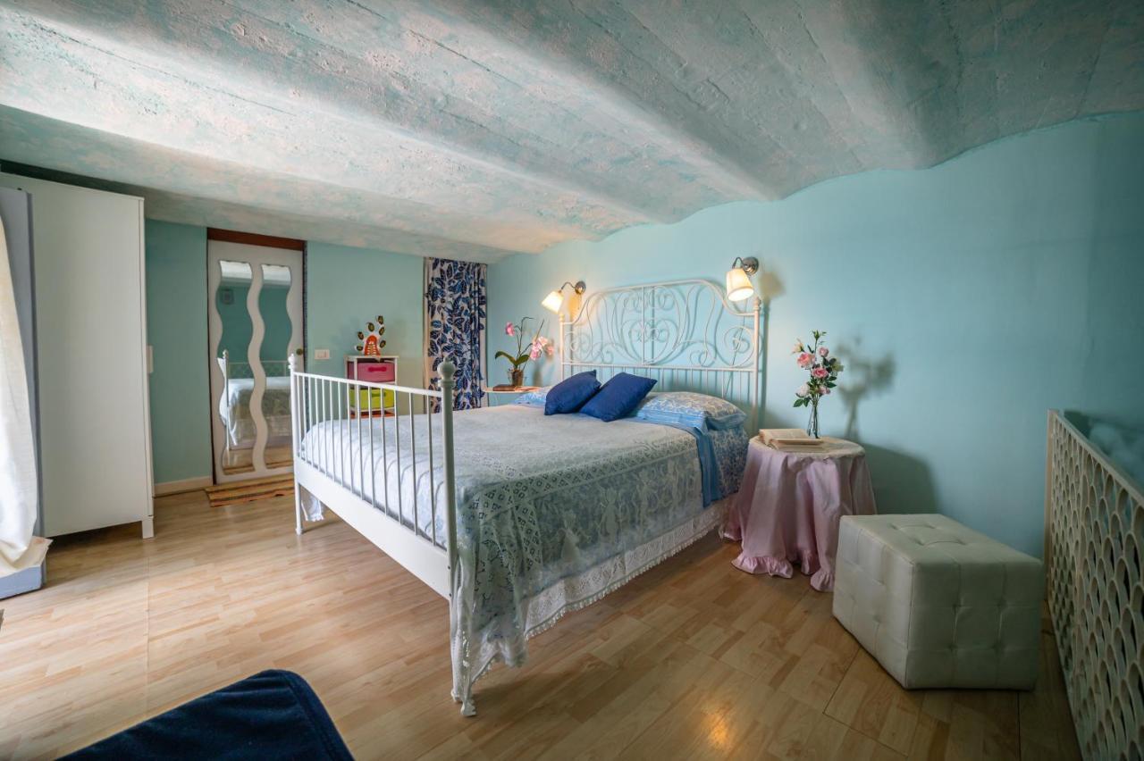 La Casetta Azzurra Naxos Giardini Naxos Eksteriør billede